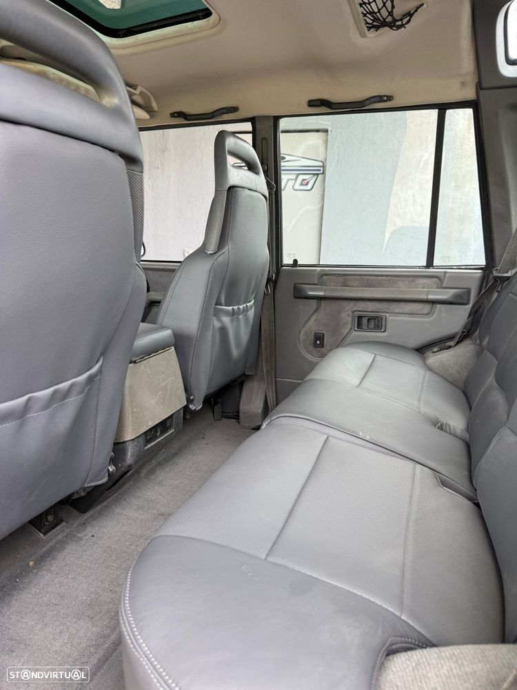 Land Rover Discovery 2.5 TDi - 29