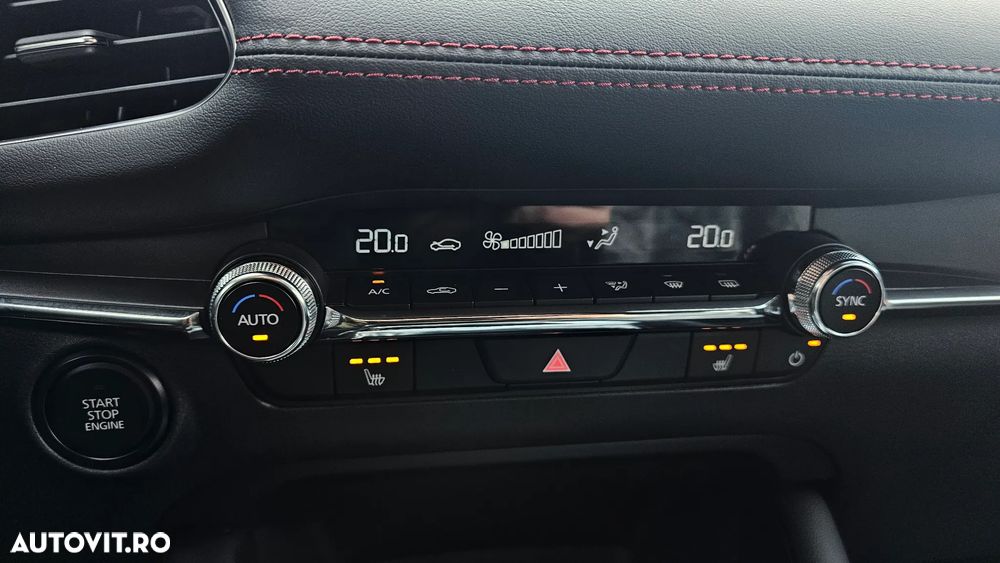 Mazda 3 e-SKYACTIV-X 186 M HYBRID Aut. HOMURA - 16