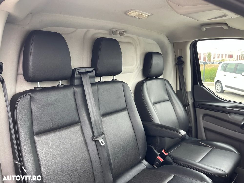 Ford Transit Custom - 16