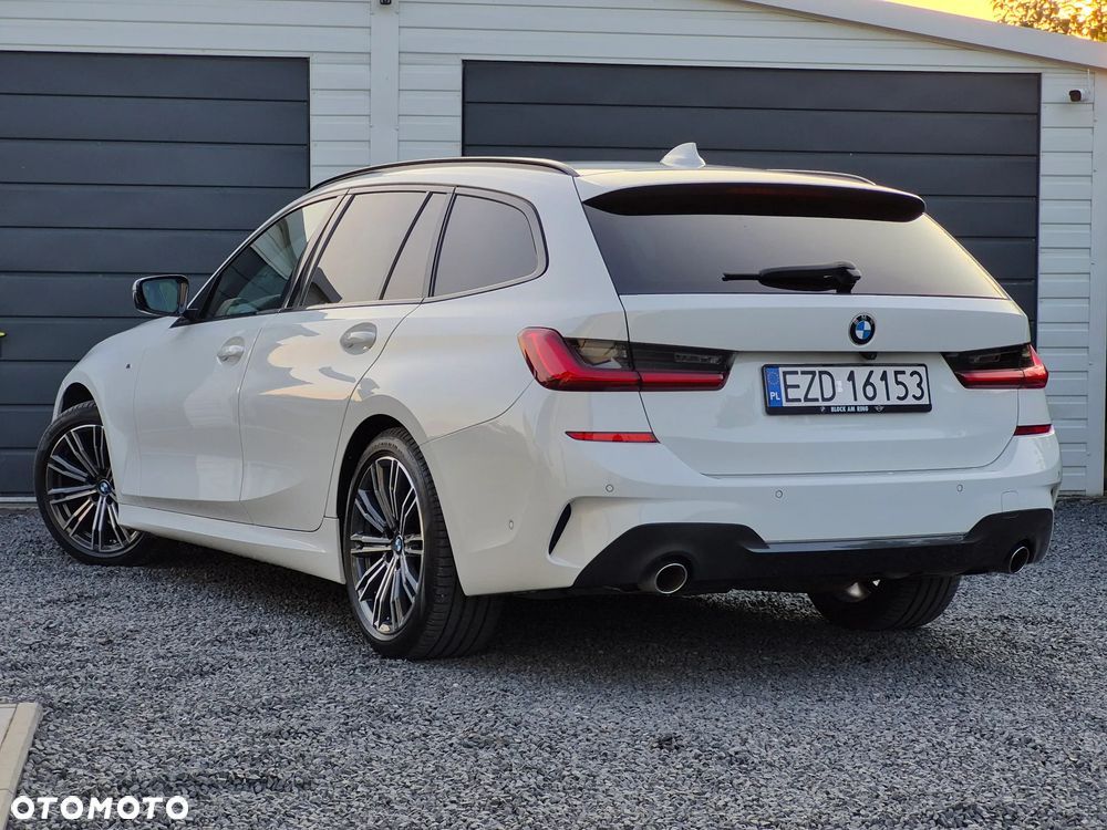 BMW Seria 3 318d MHEV - 6
