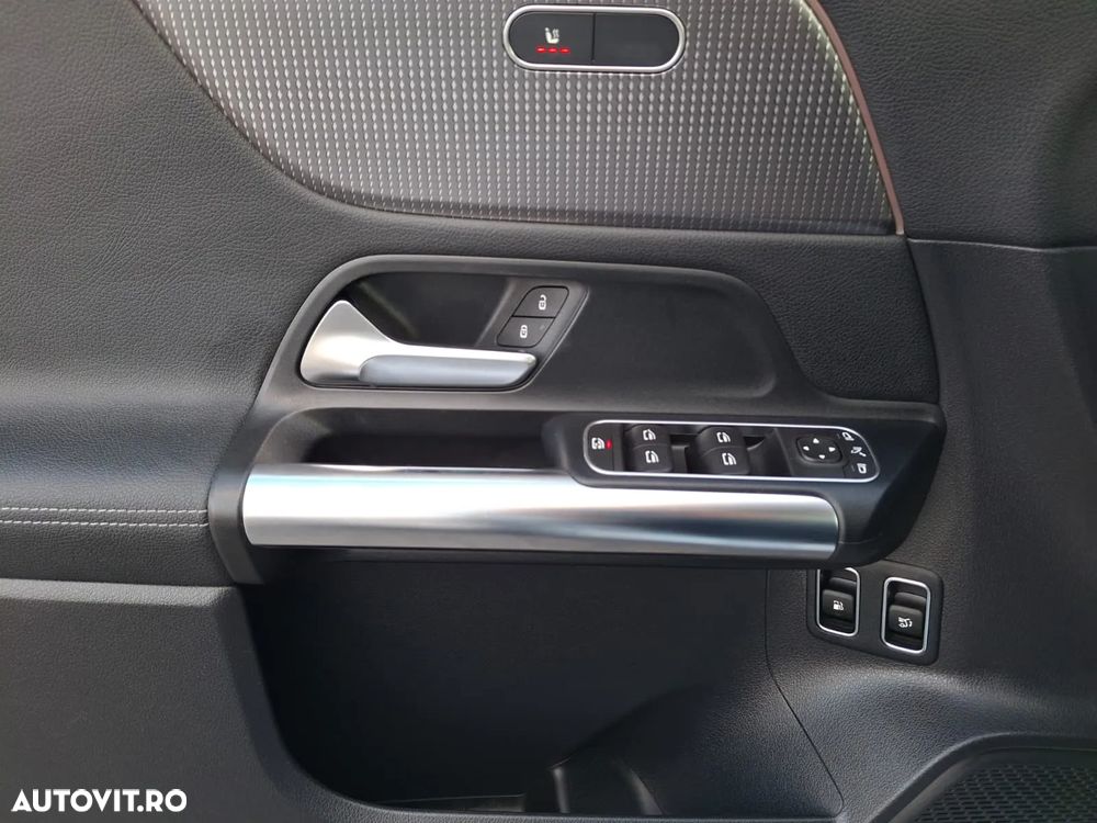 Mercedes-Benz GLA 250 e 8G-DCT Progressive - 22
