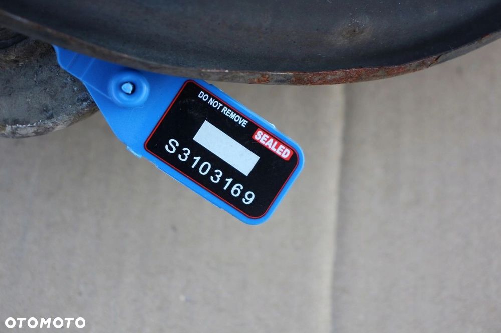 Zwrotnica piasta Mercedes C-Klasa w204 LEWA lewy TYŁ kompletna - 2