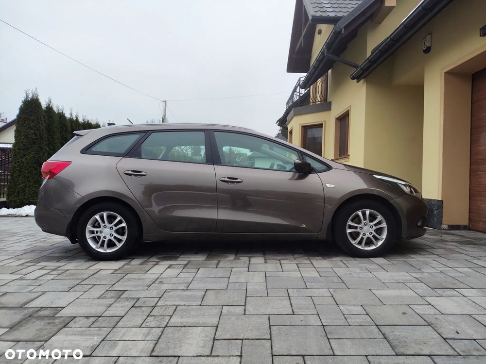 Kia Ceed 1.4 CVVT Dream Team Edition - 7