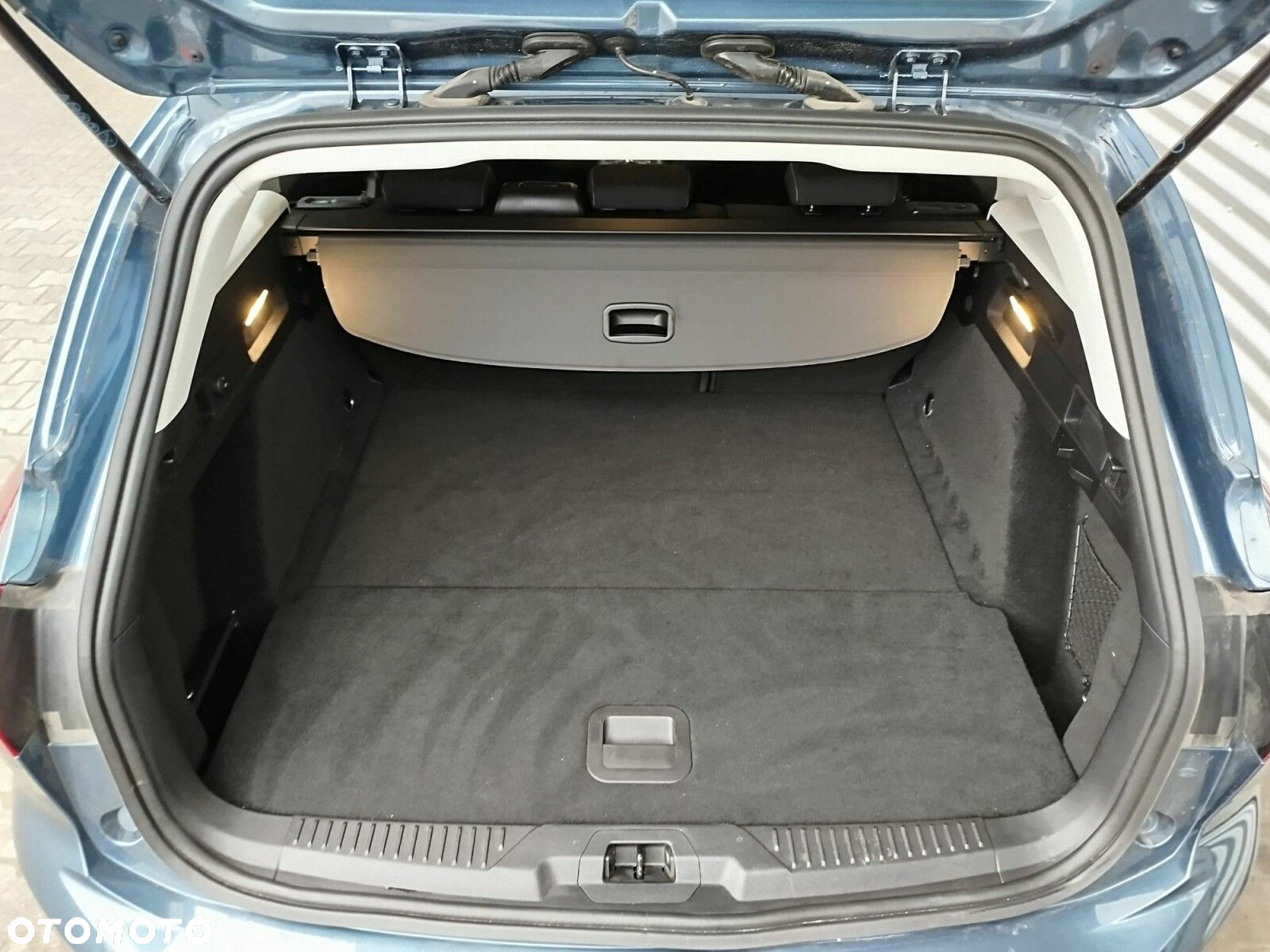 Ford Focus 1.0 EcoBoost Titanium X - 32