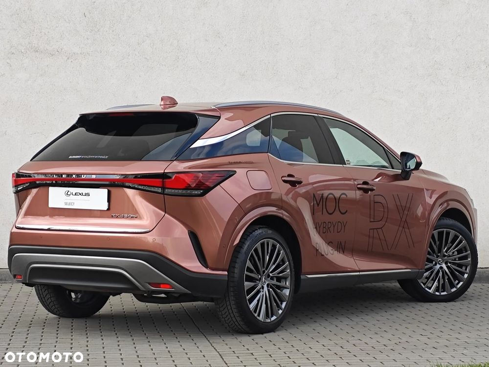 Lexus RX 450h+ Omotenashi - 6