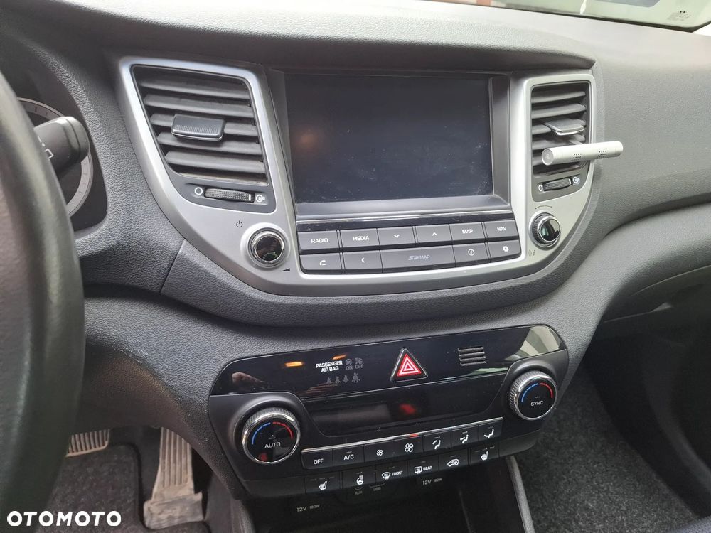 Hyundai Tucson 2.0 CRDI 4WD Automatik Style - 21