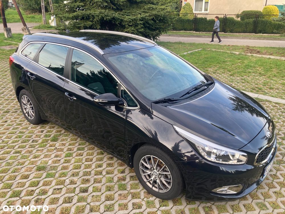 Kia Ceed - 9