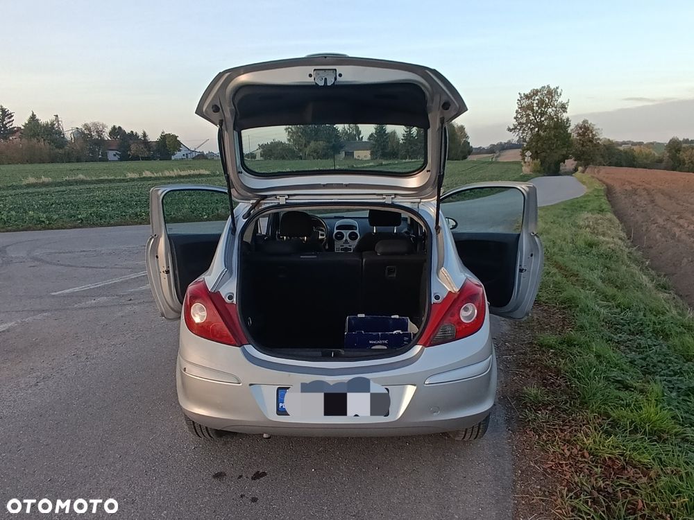 Opel Corsa - 4