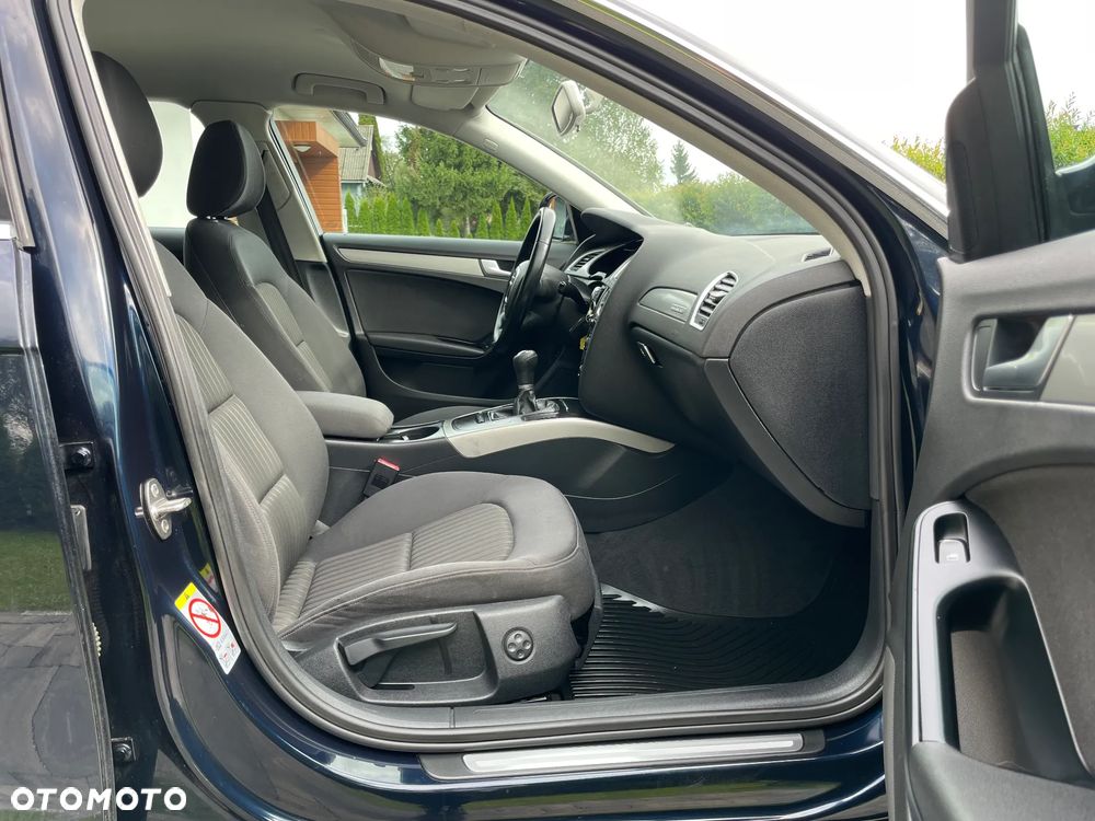 Audi A4 Limousine 2.0 TFSI quattro Ambiente - 37