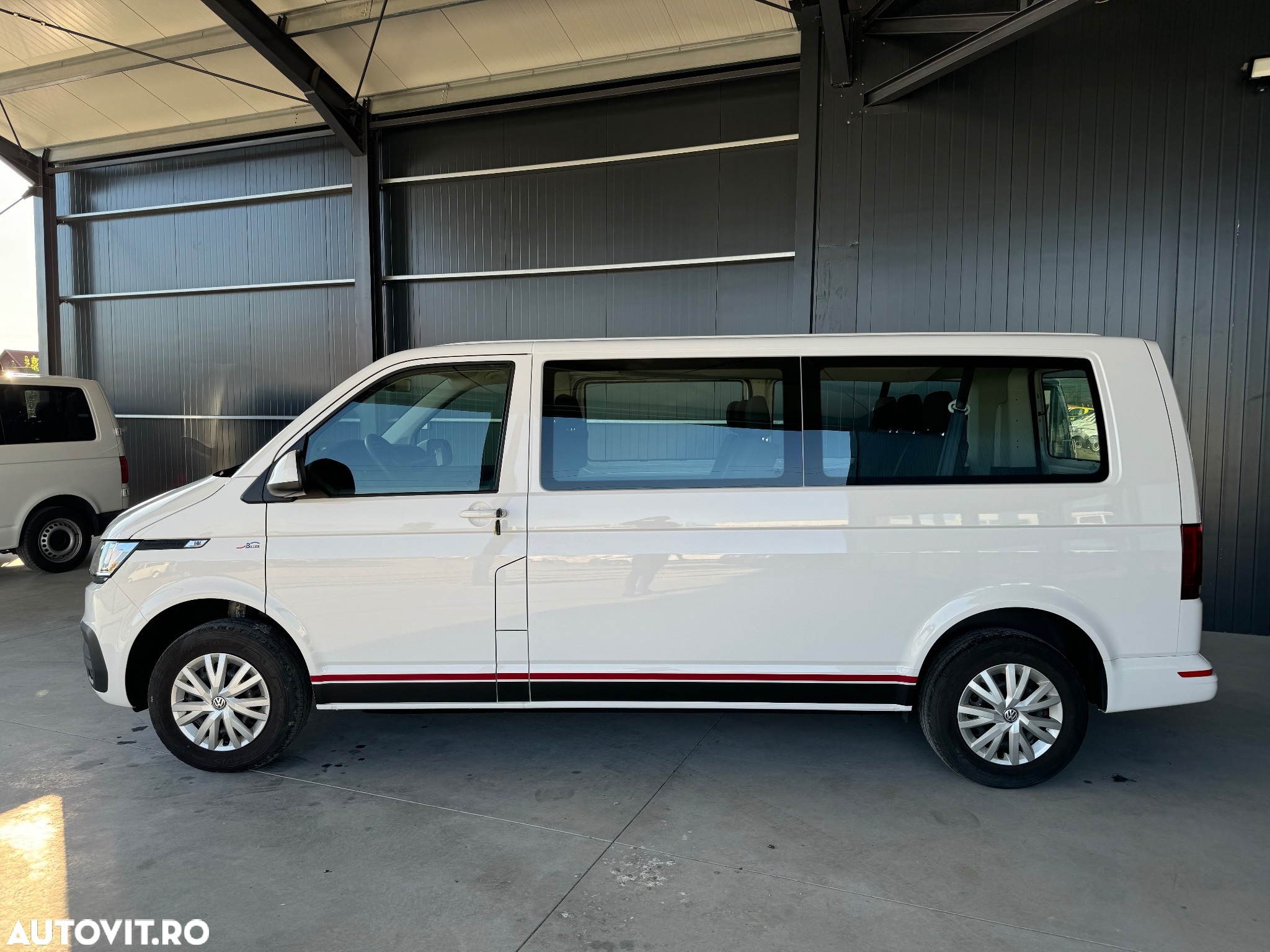 Volkswagen Transporter - 9