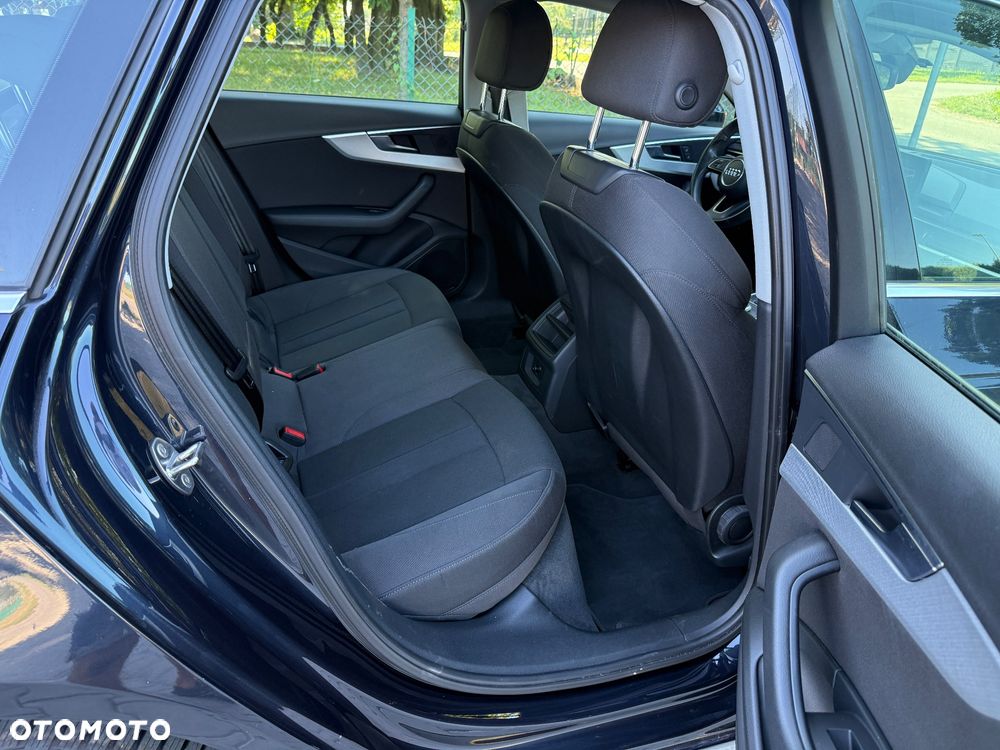 Audi A4 Avant - 8
