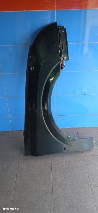 Błotnik prawy przedni Opel Signum Vectra C kod lak Z398 - 2