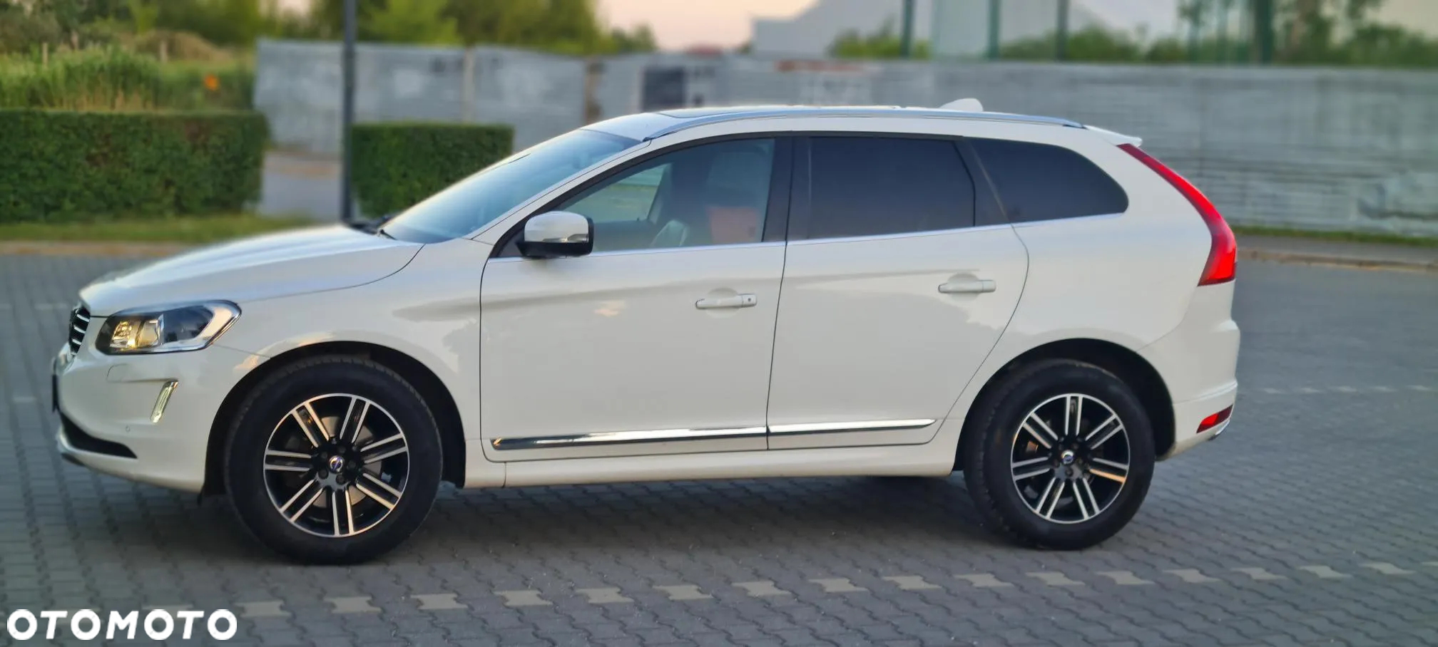 Volvo XC 60 D4 Drive-E Summum - 5