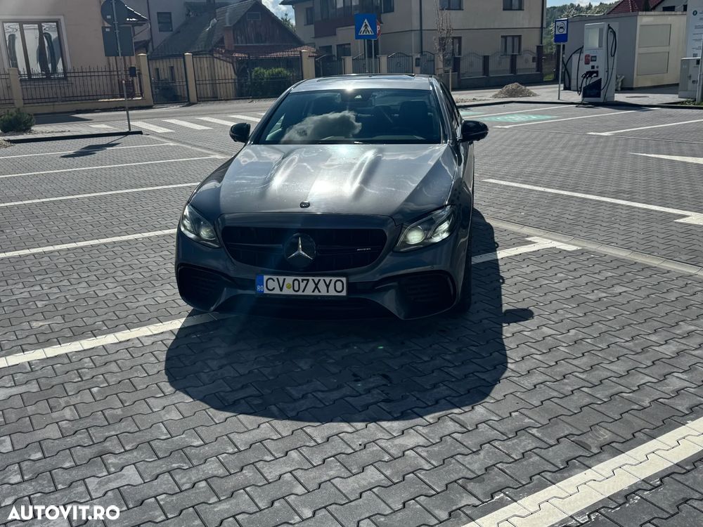 Mercedes-Benz E 450 4MATIC Aut - 3