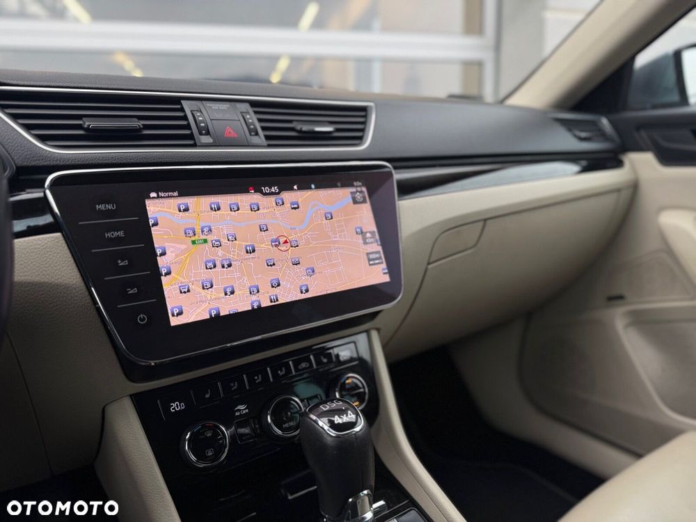 Skoda Superb 2.0 TDI 4x4 L&K DSG - 17
