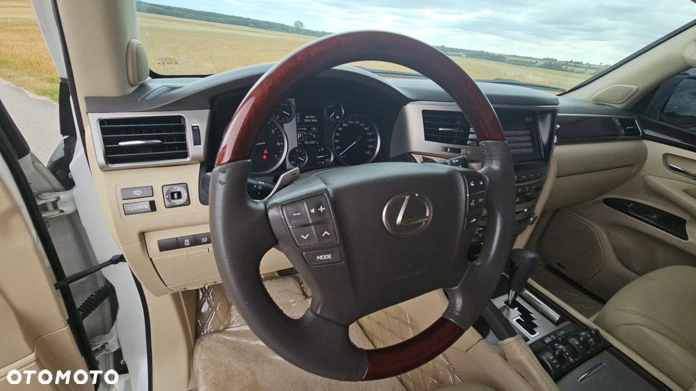 Lexus LX Standard - 11