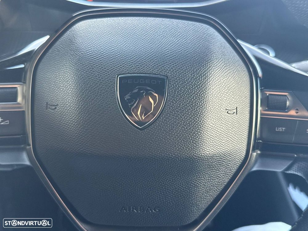 Peugeot e-208 50 kWh GT - 9