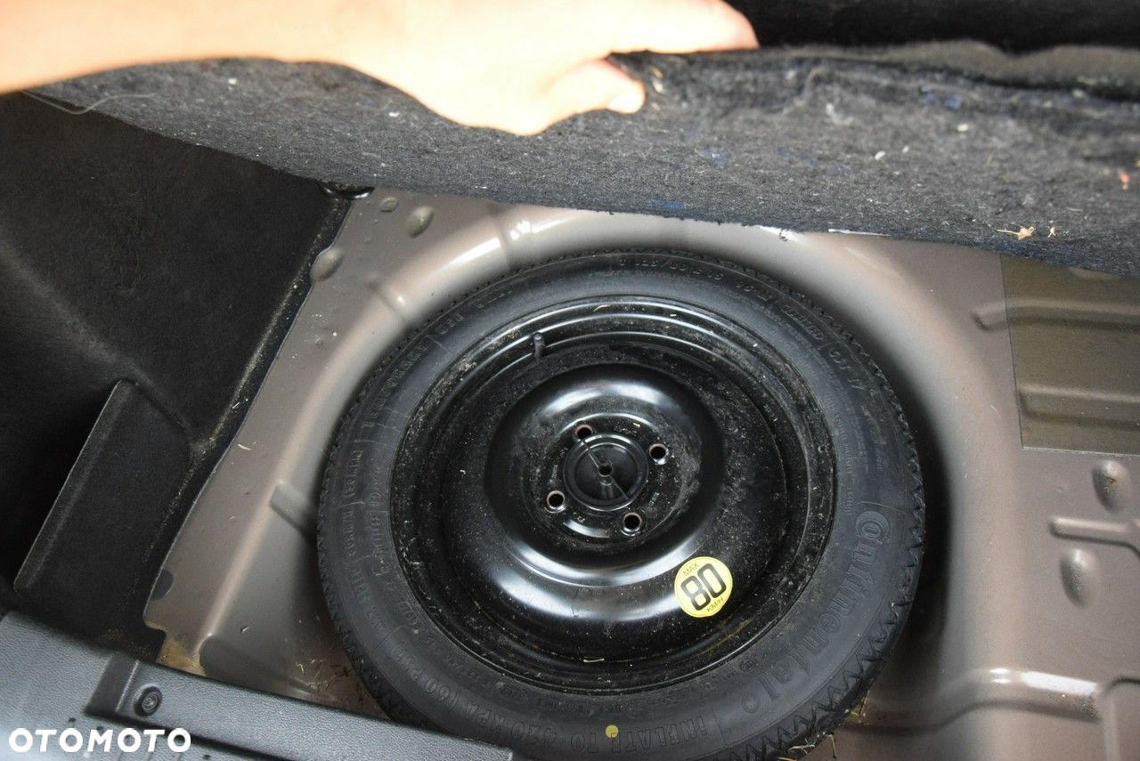 Ford B-MAX 1.6 Titanium - 19