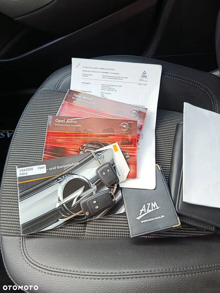 Opel Astra 1.4 T Cosmo - 16