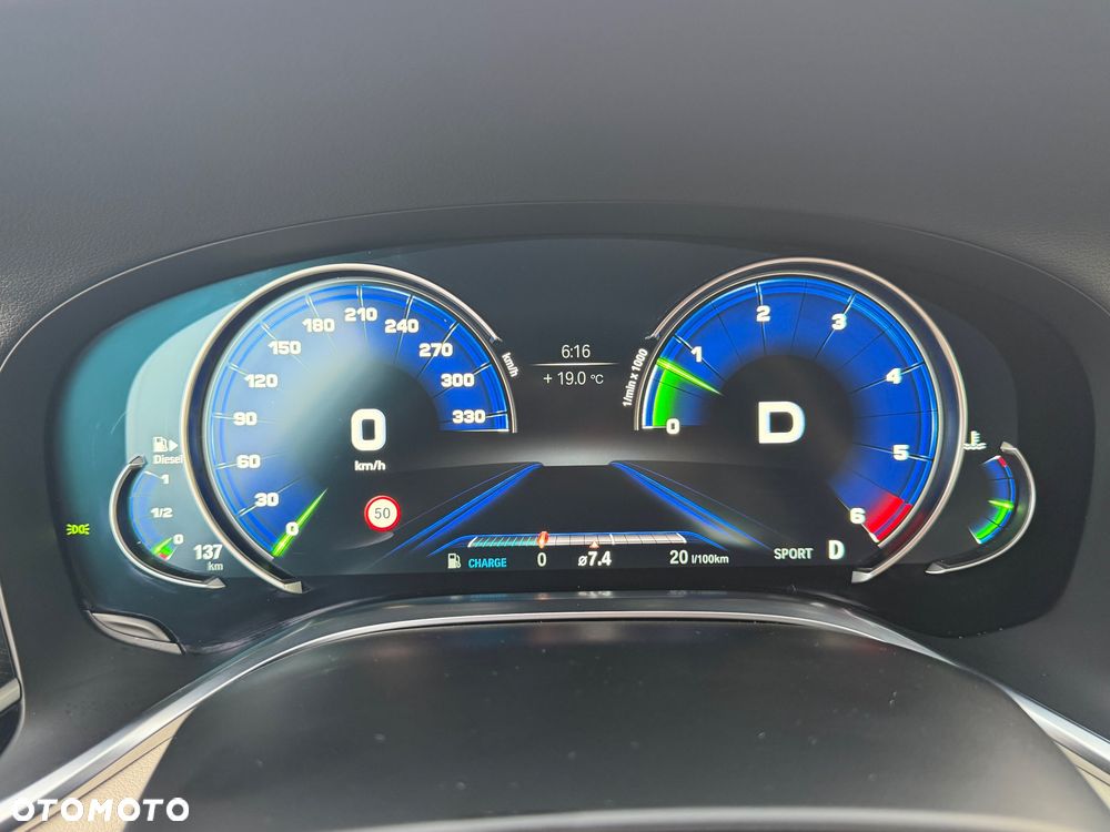 BMW Seria 7 740d xDrive - 35
