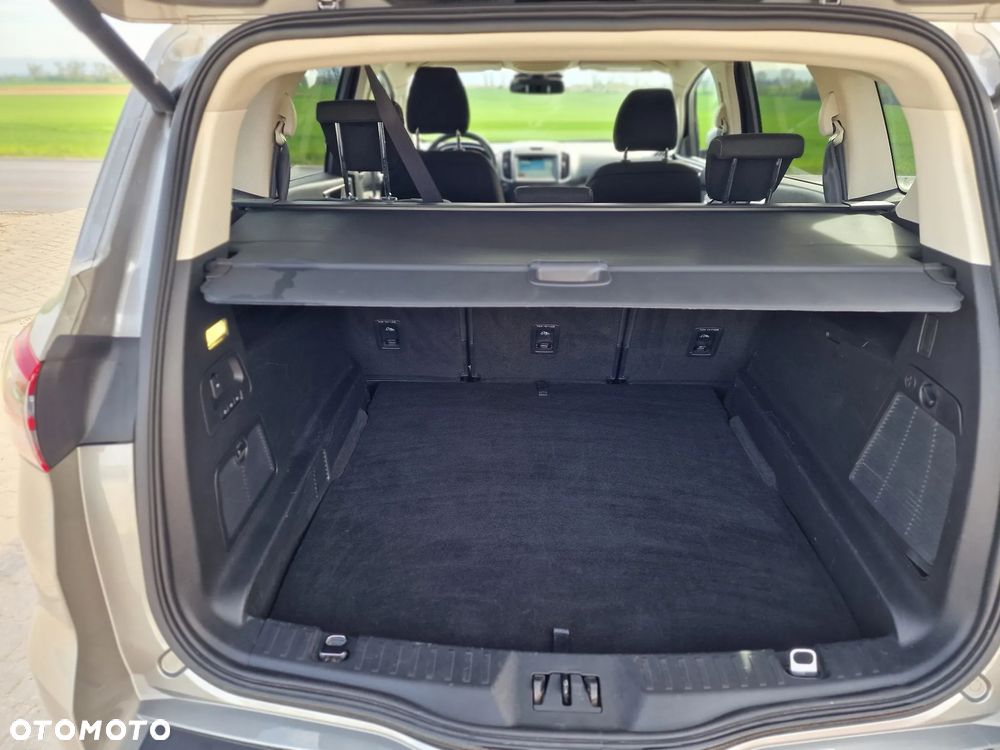 Ford S-Max 2.0 TDCi Titanium PowerShift - 24