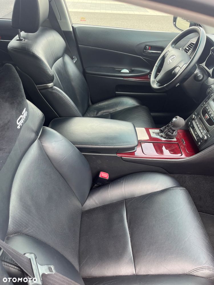 Lexus GS 300 Prestige + - 7