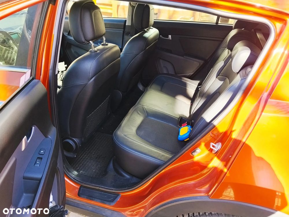 Kia Sportage 2.0 CRDI XL - 6