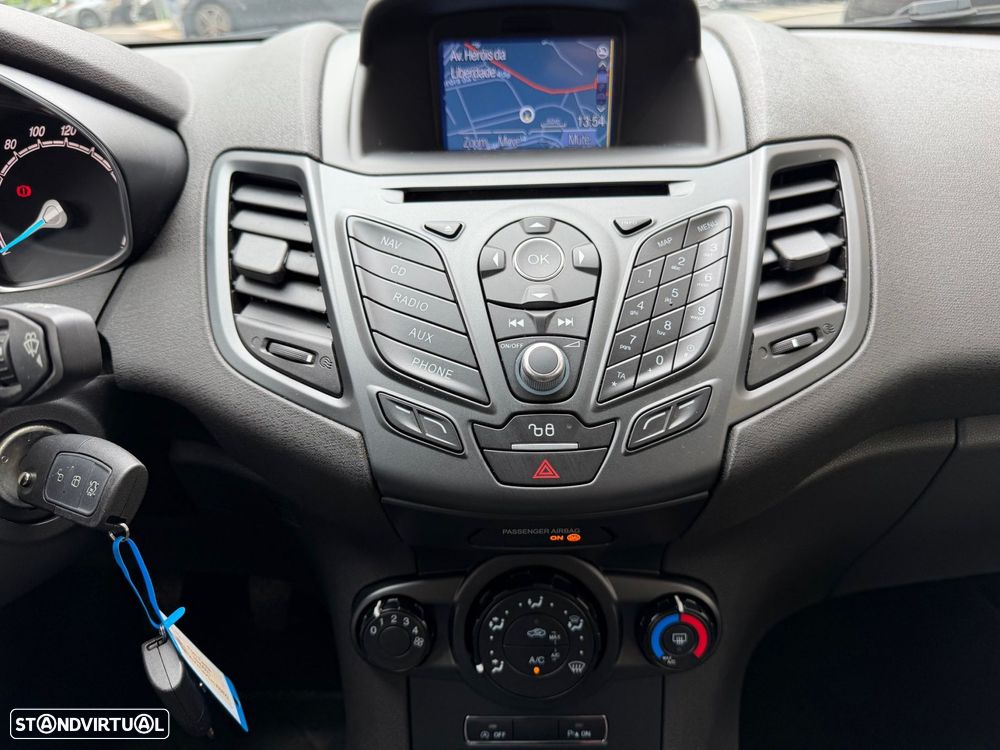 Ford Fiesta 1.0 Titanium - 13