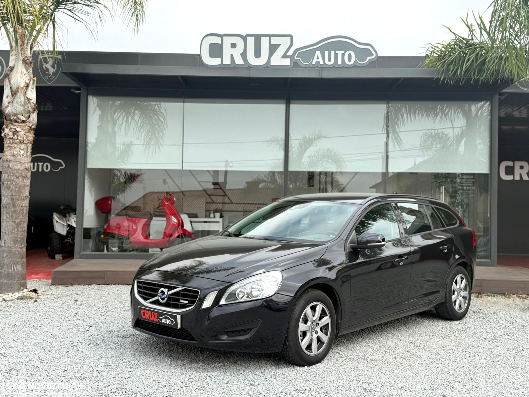 Volvo V60 1.6 D2 Drive Kinetic Start/Stop - 4