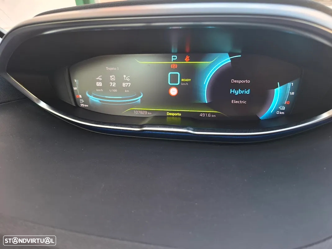 Peugeot 3008 1.6 Hybrid Allure Pack e-EAT8 - 23