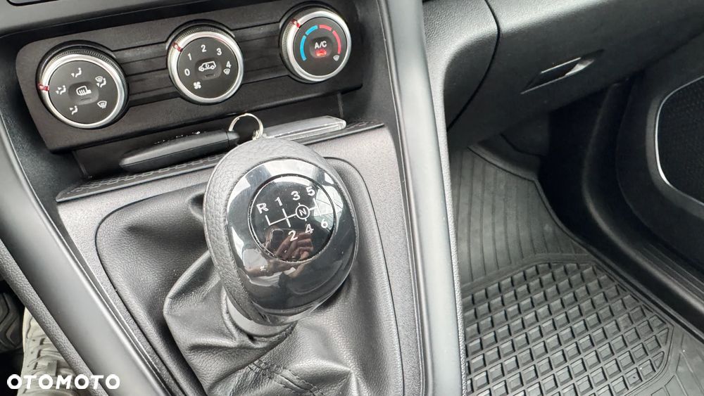 Mercedes-Benz CITAN 110 - 29