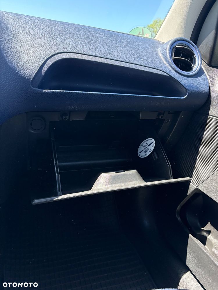 Ford Fiesta 1.3 Blues - 27