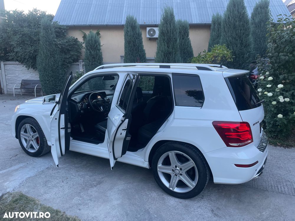 Mercedes-Benz GLK - 12