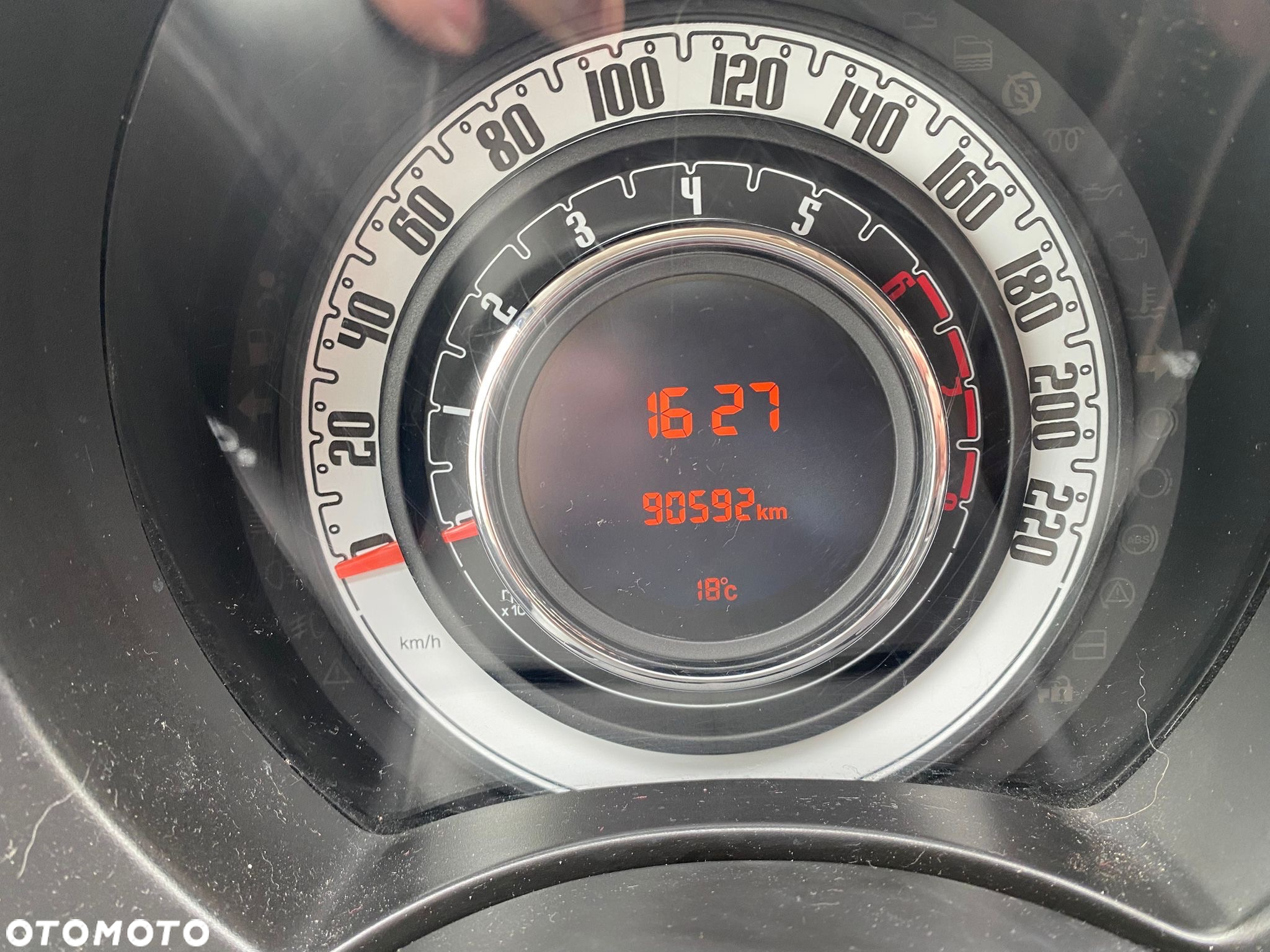 Fiat 500 C 1.2 8V Dualogic Lounge - 7