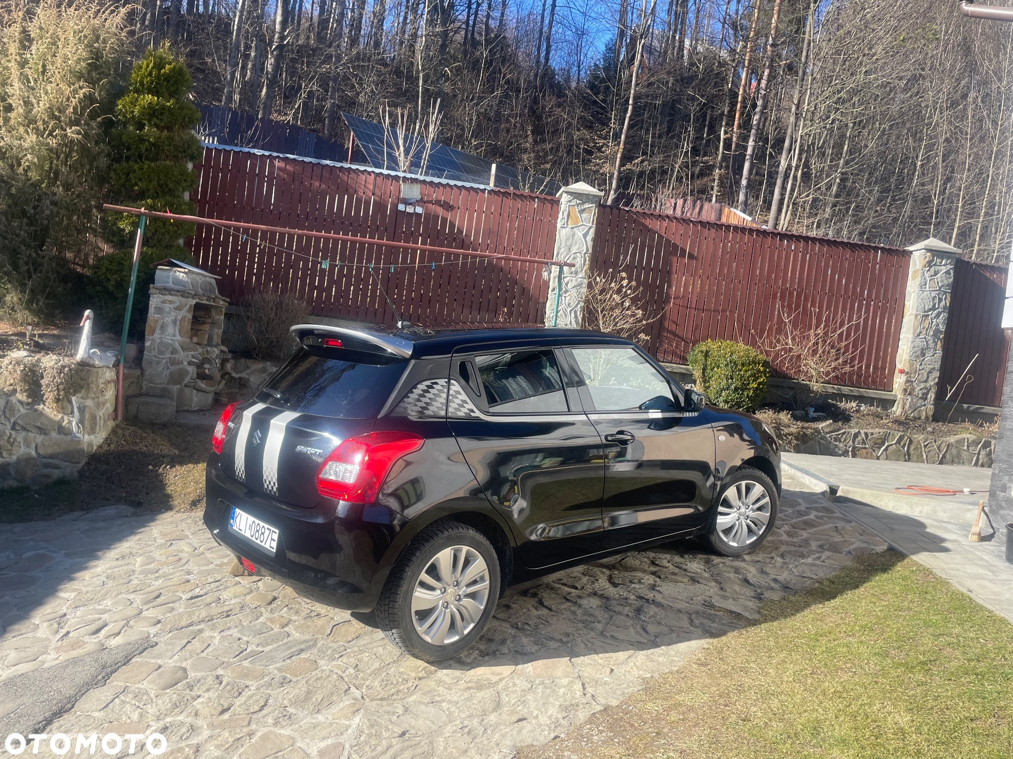 Suzuki Swift 1.0 T Premium Plus - 12