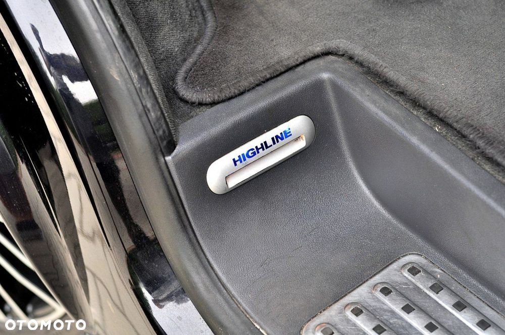 Volkswagen Multivan - 23