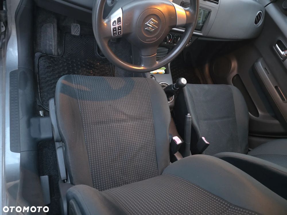 Suzuki Swift 1.3 GLX / Comfort - 19