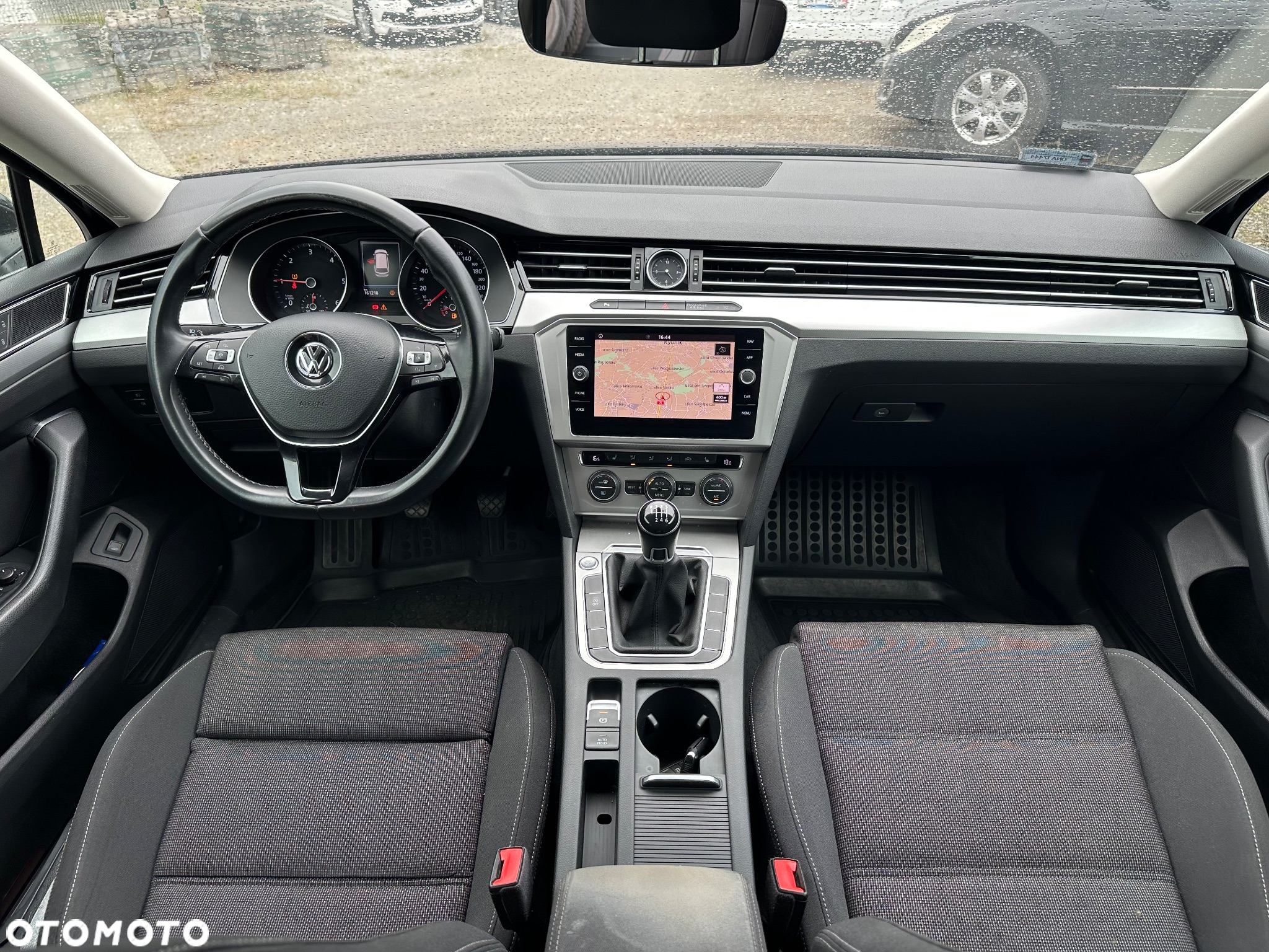 Volkswagen Passat 2.0 TDI SCR Comfortline - 7
