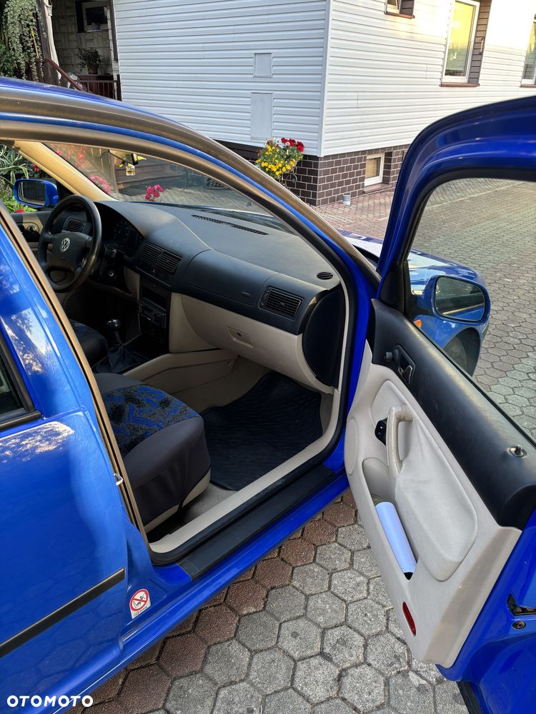 Volkswagen Golf 1.4 - 13
