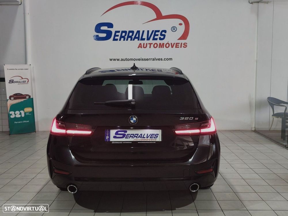 BMW 320 e Touring Auto - 6