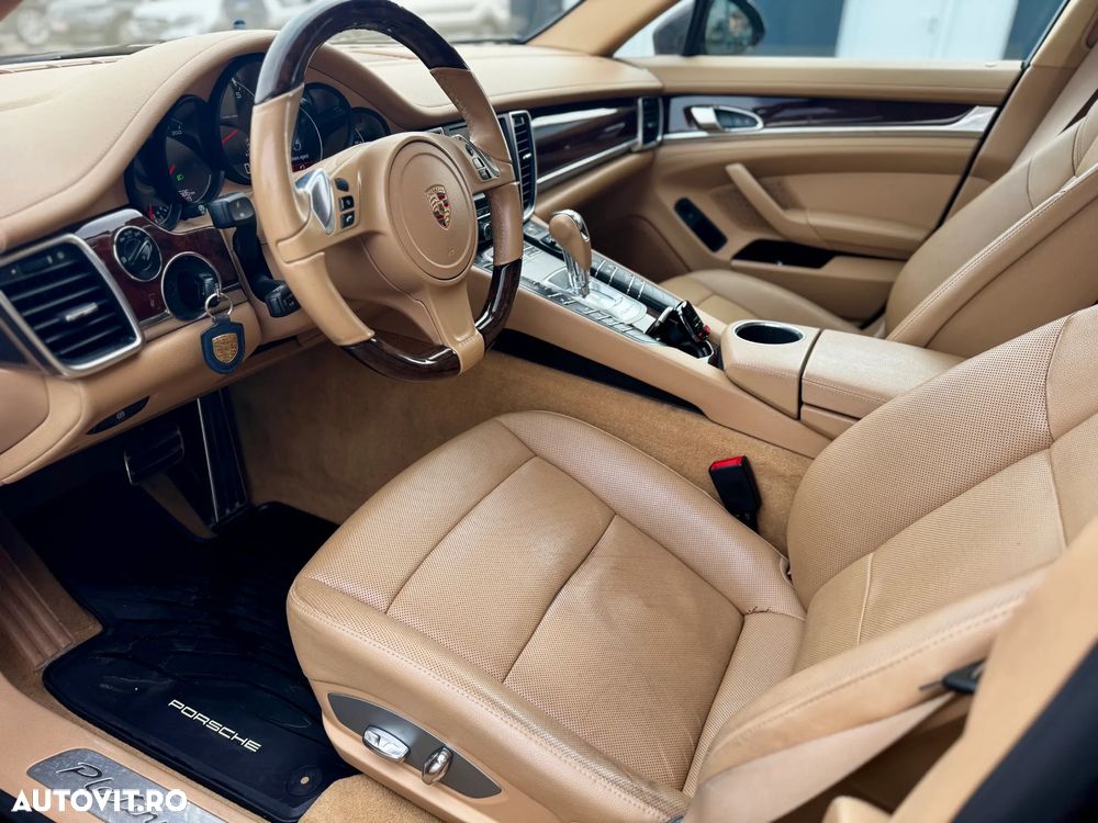 Porsche Panamera 4 PDK - 9