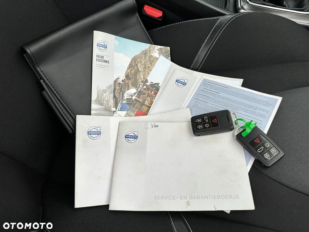 Volvo V40 D2 RDesign - 22