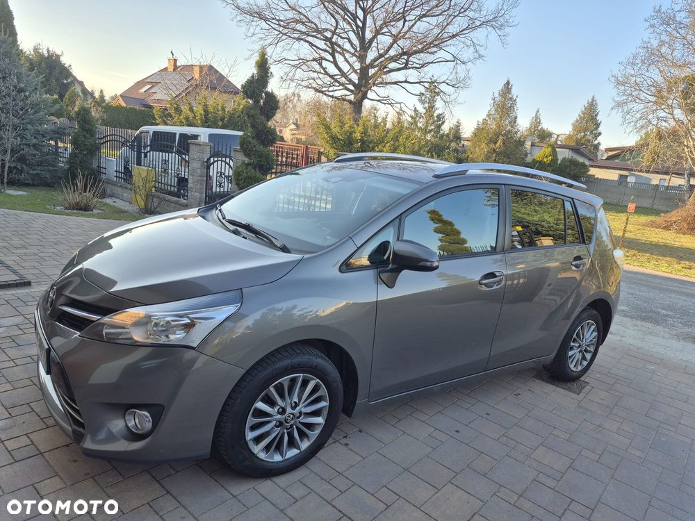 Toyota Verso 1.8 Premium EU6 - 3