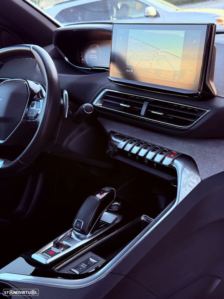 Peugeot 5008 BlueHDI 130 EAT8 GT - 2
