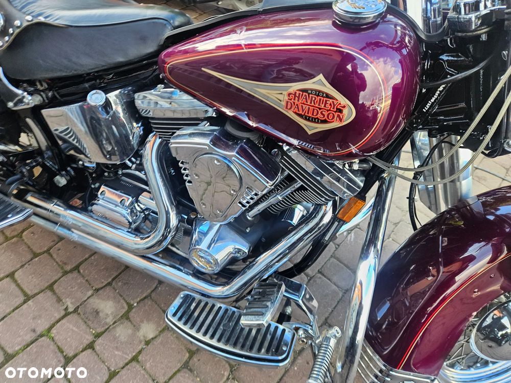 Harley-Davidson Softail Heritage Classic - 29