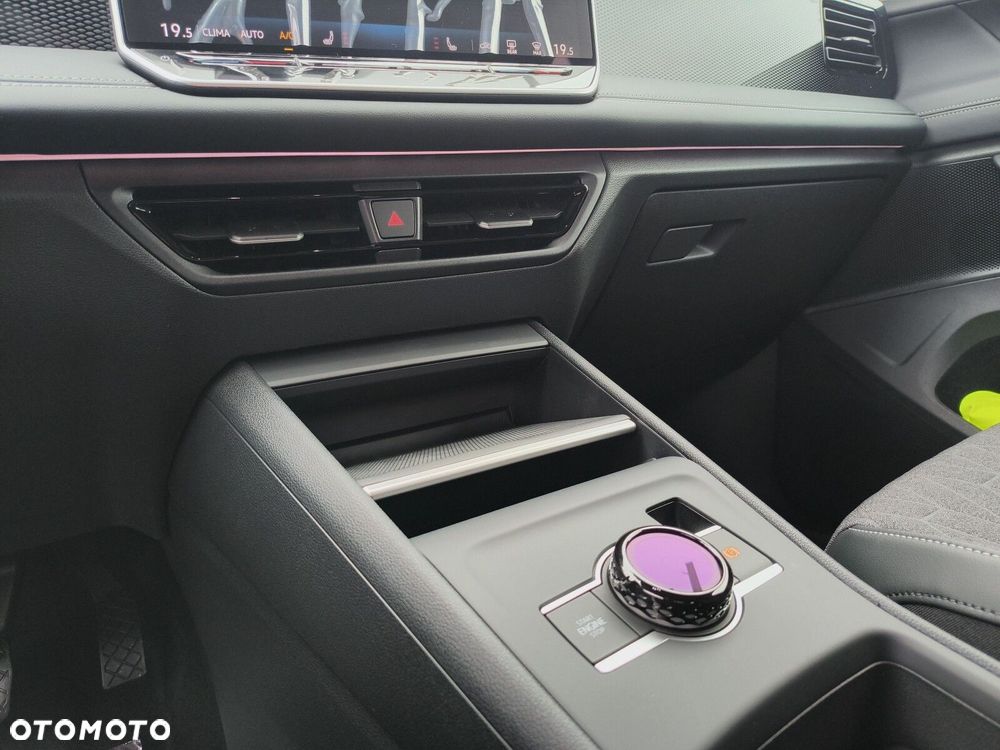 Volkswagen Tiguan - 16