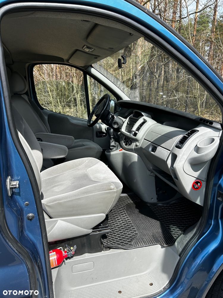 Opel Vivaro - 6
