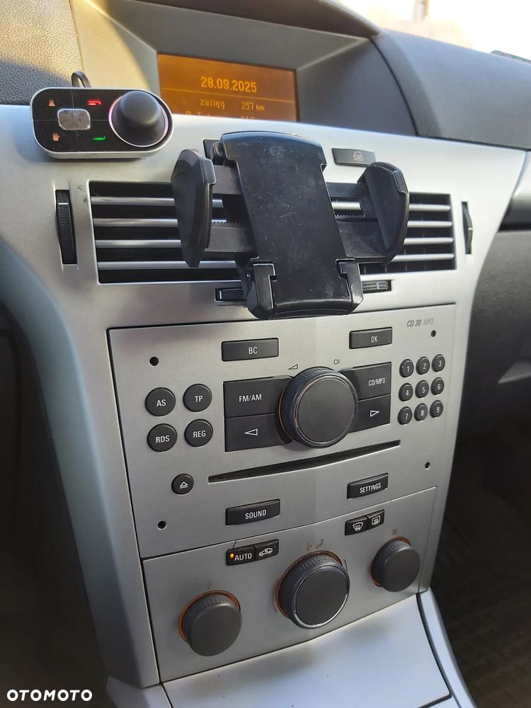Opel Astra III 1.6 Enjoy - 7