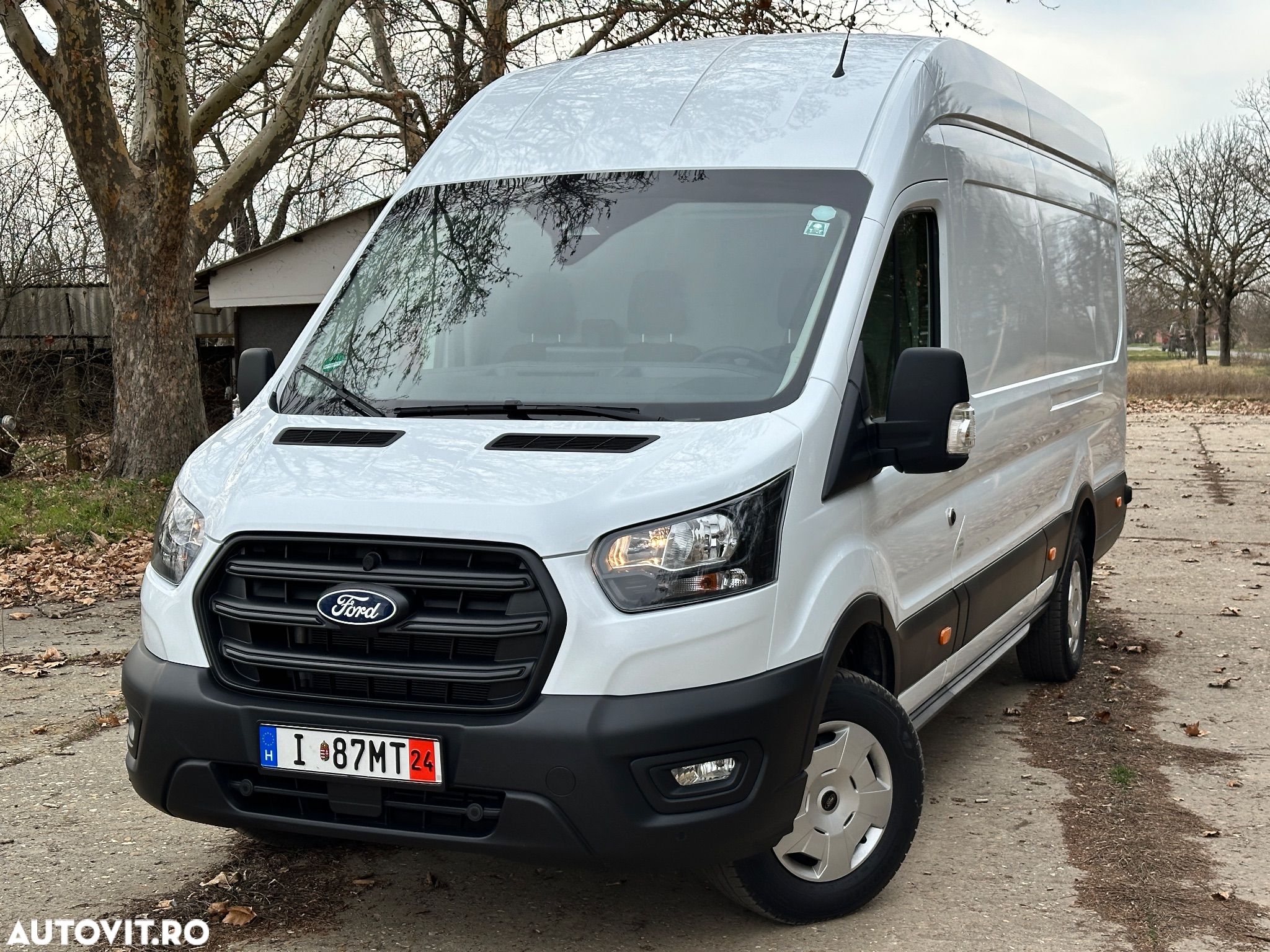 Ford TRANSIT 2.0TDCI 350 LWB - 1