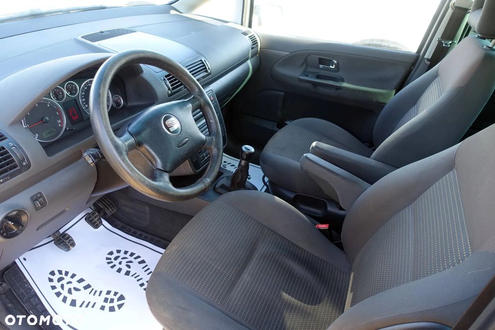 Seat Alhambra 2.0 TDI Reference - 10